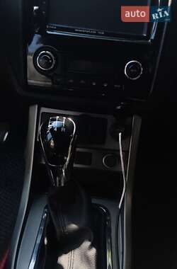 Хэтчбек Geely Emgrand 7 (EC7) 2013 в 
