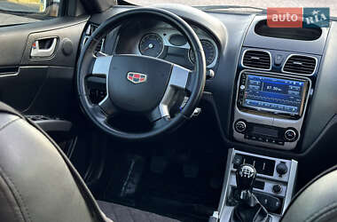 Хэтчбек Geely Emgrand 7 (EC7) 2013 в 