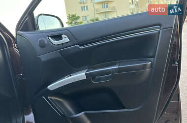 Хэтчбек Geely Emgrand 7 (EC7) 2013 в 