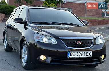 Хетчбек Geely Emgrand 7 (EC7) 2013 в 