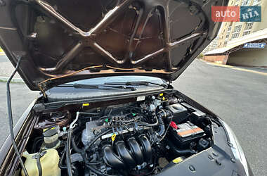 Хетчбек Geely Emgrand 7 (EC7) 2013 в 