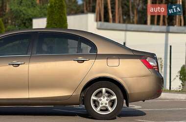 Седан Geely Emgrand 7 (EC7) 2015 в 