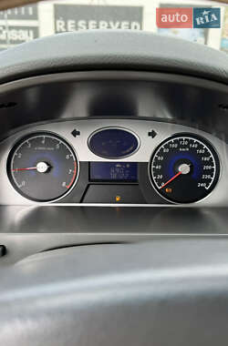 Седан Geely Emgrand 7 (EC7) 2011 в 