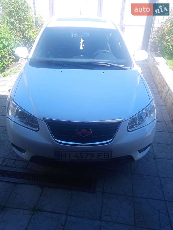 Хетчбек Geely Emgrand 7 (EC7) 2014 в 