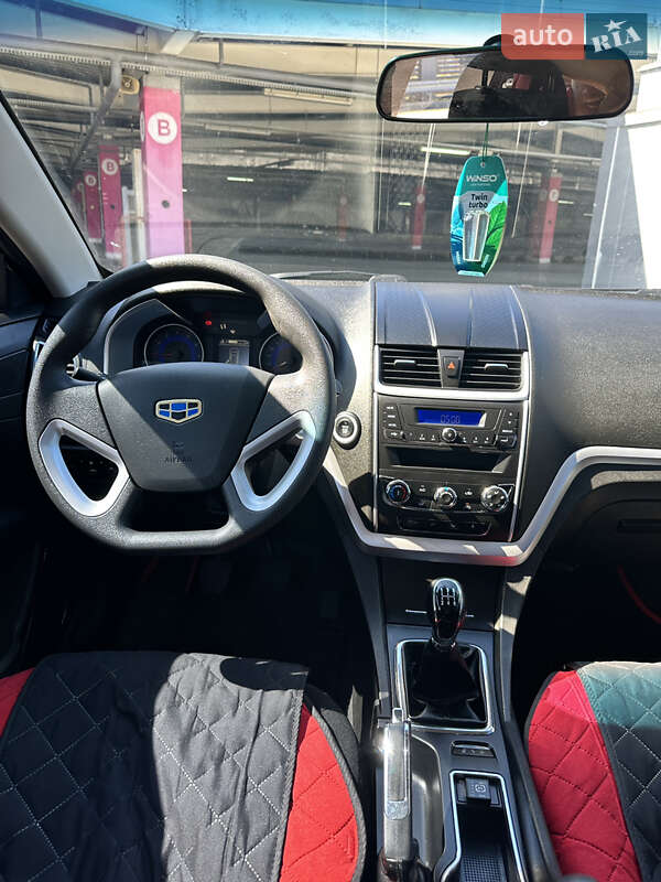 Седан Geely Emgrand 7 (EC7) 2016 в Киеве