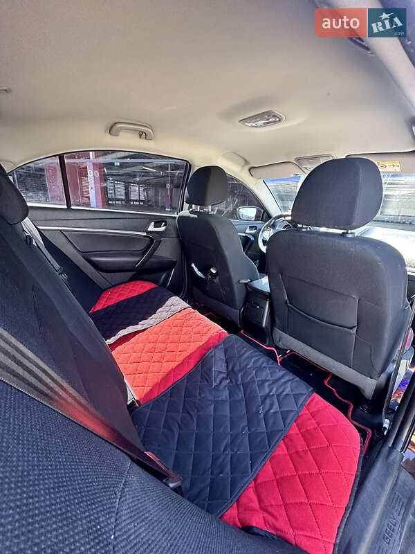 Седан Geely Emgrand 7 (EC7) 2016 в Киеве