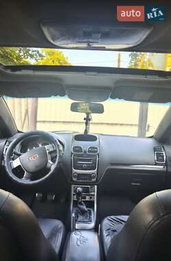 Хетчбек Geely Emgrand 7 (EC7) 2013 в 