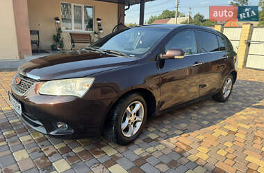 Хетчбек Geely Emgrand 7 (EC7) 2013 в 