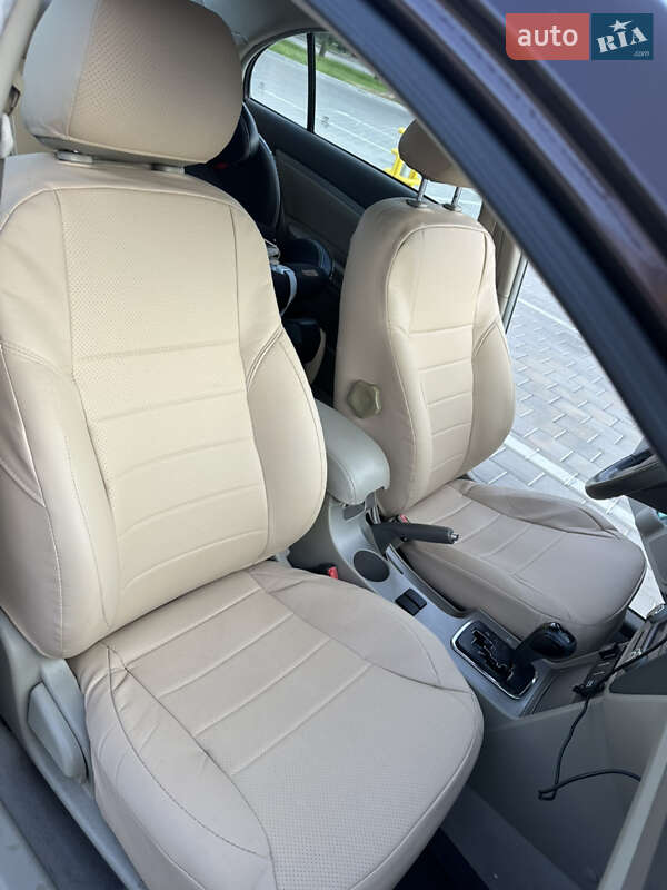 Седан Geely Emgrand 7 (EC7) 2012 в Черкасах