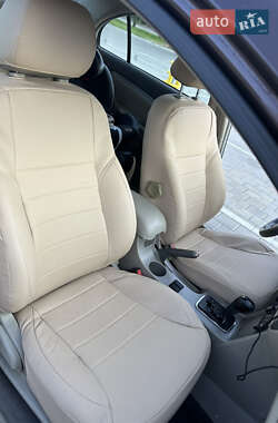 Седан Geely Emgrand 7 (EC7) 2012 в 