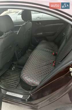 Седан Geely Emgrand 7 (EC7) 2012 в 
