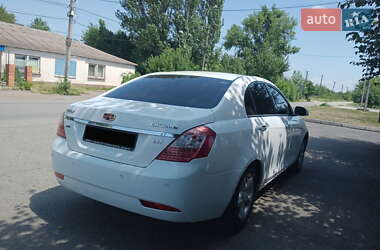 Седан Geely Emgrand 7 (EC7) 2012 в 