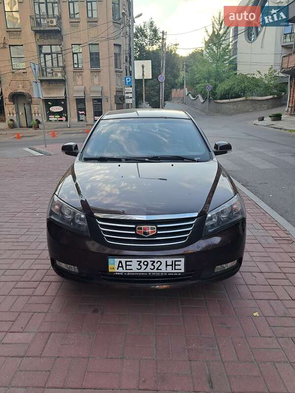 Седан Geely Emgrand 7 (EC7) 2013 в Дніпрі
