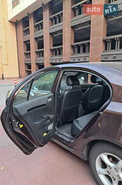 Седан Geely Emgrand 7 (EC7) 2013 в 