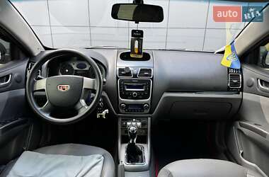 Хэтчбек Geely Emgrand 7 (EC7) 2013 в 