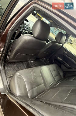 Хэтчбек Geely Emgrand 7 (EC7) 2013 в 