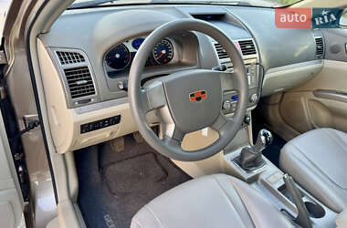 Седан Geely Emgrand 7 (EC7) 2012 в 