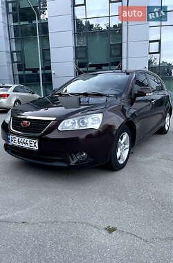 Хэтчбек Geely Emgrand 7 (EC7) 2011 в 