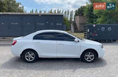 Седан Geely Emgrand 7 (EC7) 2013 в 