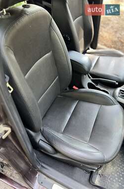 Хетчбек Geely Emgrand 7 (EC7) 2013 в 