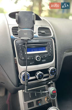 Седан Geely Emgrand 7 (EC7) 2012 в 