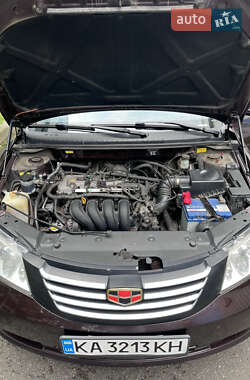 Седан Geely Emgrand 7 (EC7) 2012 в 