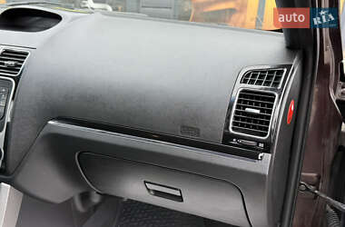Хэтчбек Geely Emgrand 7 (EC7) 2013 в 