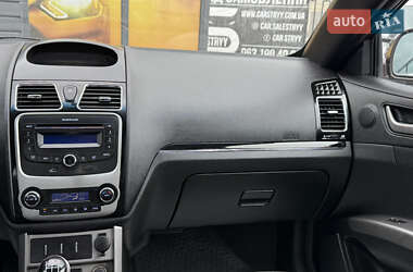 Хэтчбек Geely Emgrand 7 (EC7) 2013 в 