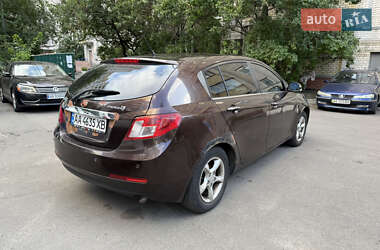 Хэтчбек Geely Emgrand 7 (EC7) 2014 в 