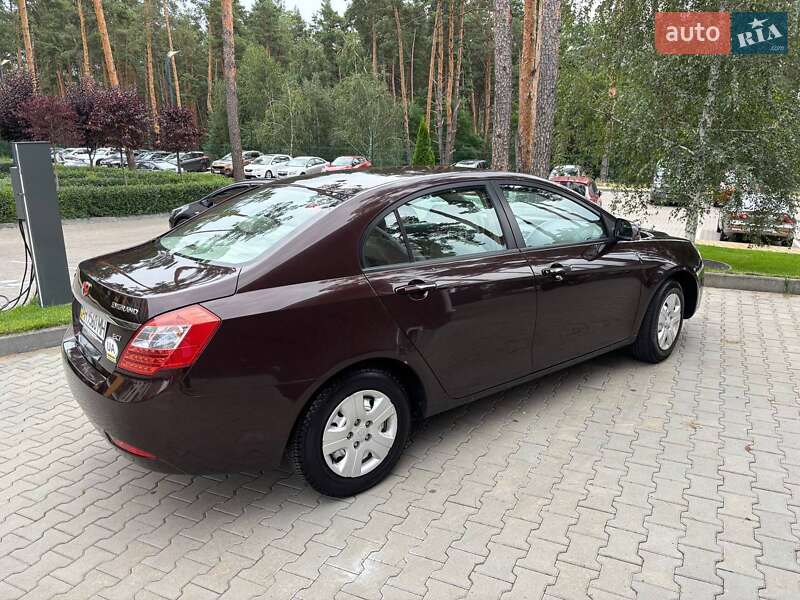 Седан Geely Emgrand 7 (EC7) 2011 в Киеве