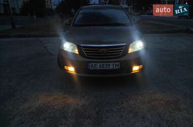 Седан Geely Emgrand 7 (EC7) 2012 в 