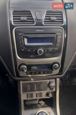 Седан Geely Emgrand 7 (EC7) 2015 в 
