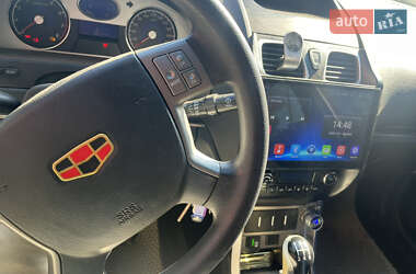 Седан Geely Emgrand 7 (EC7) 2012 в 