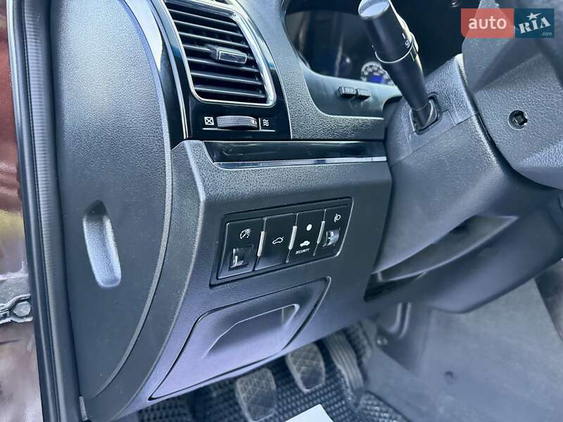 Седан Geely Emgrand 7 (EC7) 2013 в Чернівцях