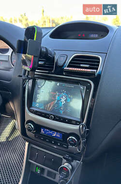 Седан Geely Emgrand 7 (EC7) 2014 в 