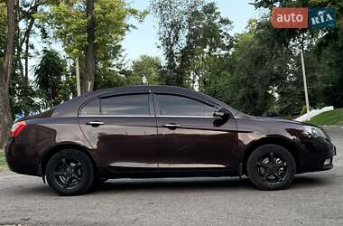 Седан Geely Emgrand 7 (EC7) 2014 в 