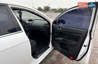 Седан Geely Emgrand 7 (EC7) 2013 в 