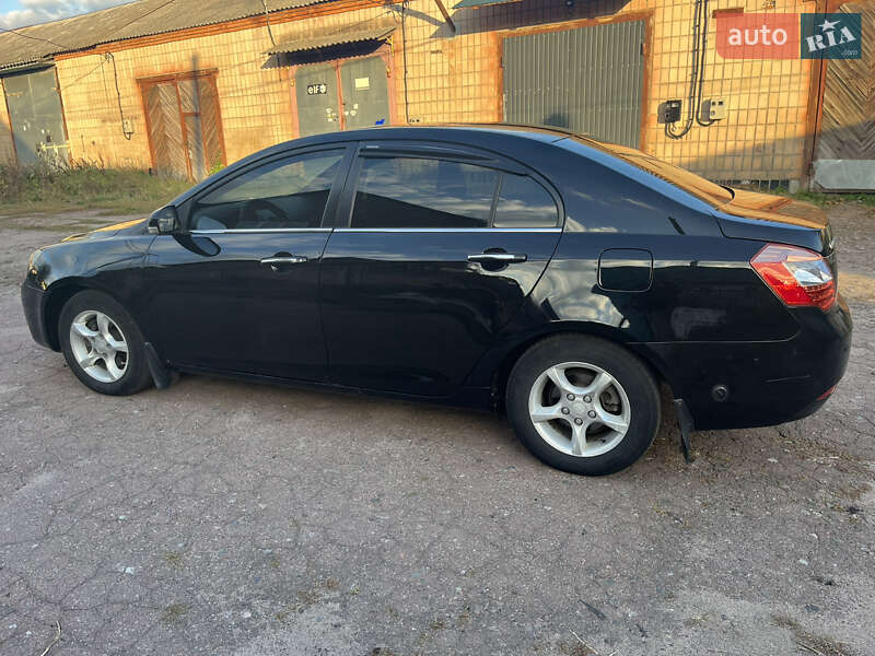 Седан Geely Emgrand 7 (EC7) 2013 в Мене