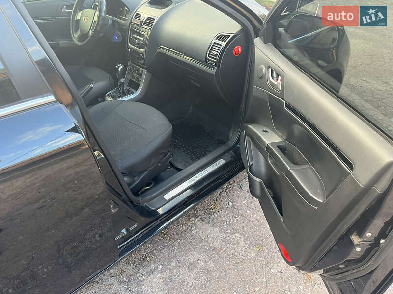Седан Geely Emgrand 7 (EC7) 2013 в Мене