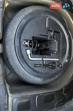 Седан Geely Emgrand 7 (EC7) 2011 в 