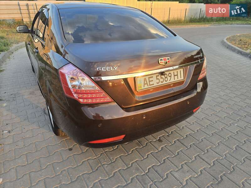 Седан Geely Emgrand 7 (EC7) 2014 в Дніпрі