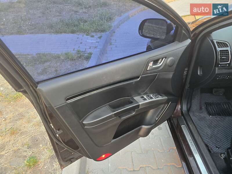 Седан Geely Emgrand 7 (EC7) 2014 в Дніпрі
