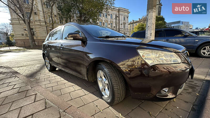 Хэтчбек Geely Emgrand 7 (EC7) 2013 в Одессе