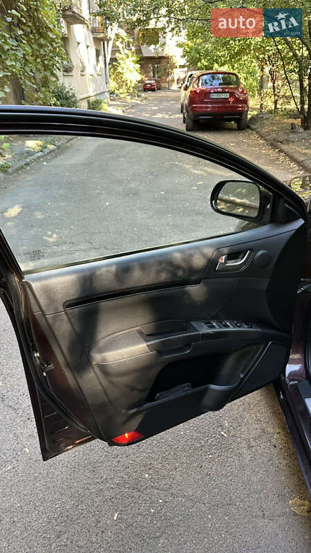 Хэтчбек Geely Emgrand 7 (EC7) 2013 в Одессе