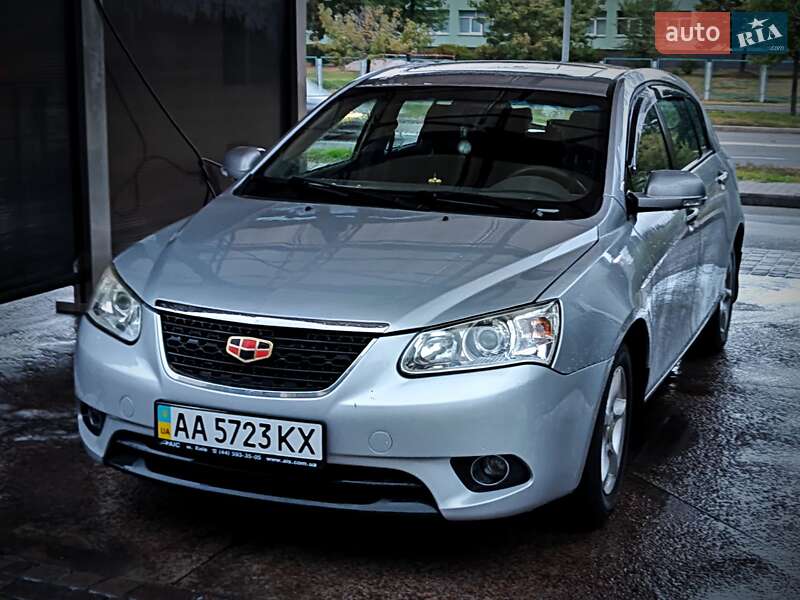 Хэтчбек Geely Emgrand 7 (EC7) 2011 в Киеве