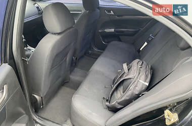 Седан Geely Emgrand 7 (EC7) 2013 в 