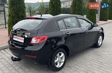 Хетчбек Geely Emgrand 7 (EC7) 2013 в 