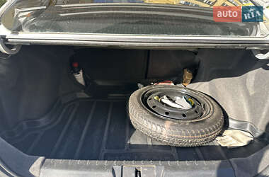 Седан Geely Emgrand 7 (EC7) 2014 в 