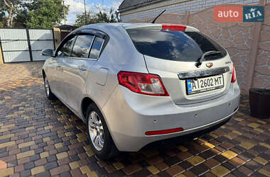 Хетчбек Geely Emgrand 7 (EC7) 2013 в 