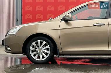 Седан Geely Emgrand 7 (EC7) 2012 в 